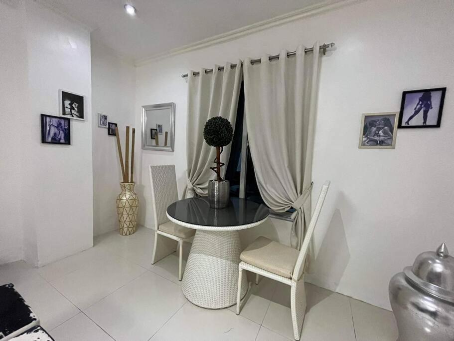Kandi Big 1 Bedroom King Bed, Free Housekeeping, Wi-Fi Angeles Luaran gambar